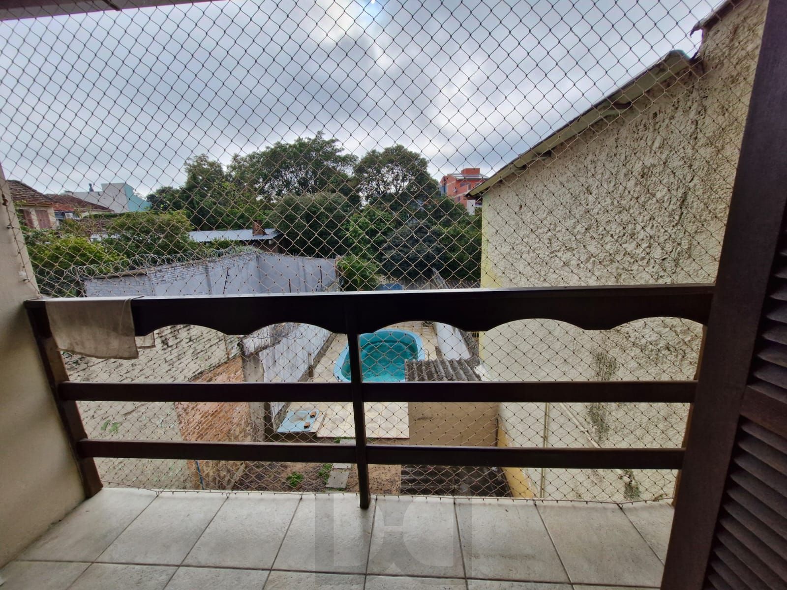 Casa de 3 dormitórios com piscina no bairro Teresópolis. — foto 8