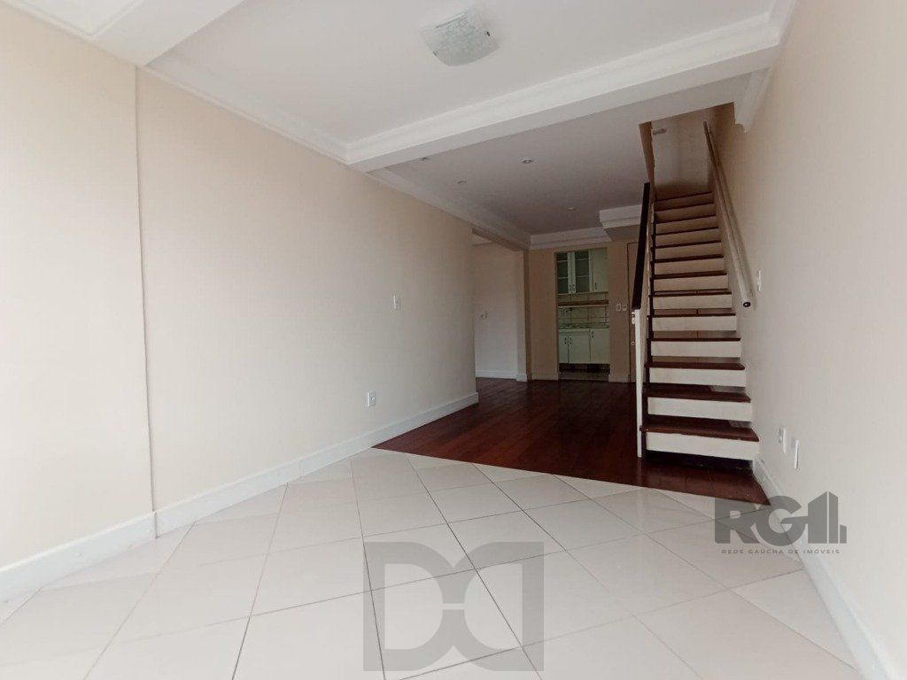 Duplex 2 dormitórios 1 vaga coberta em frente ao parque marinha do Brasil no Praia de Belas — foto 8