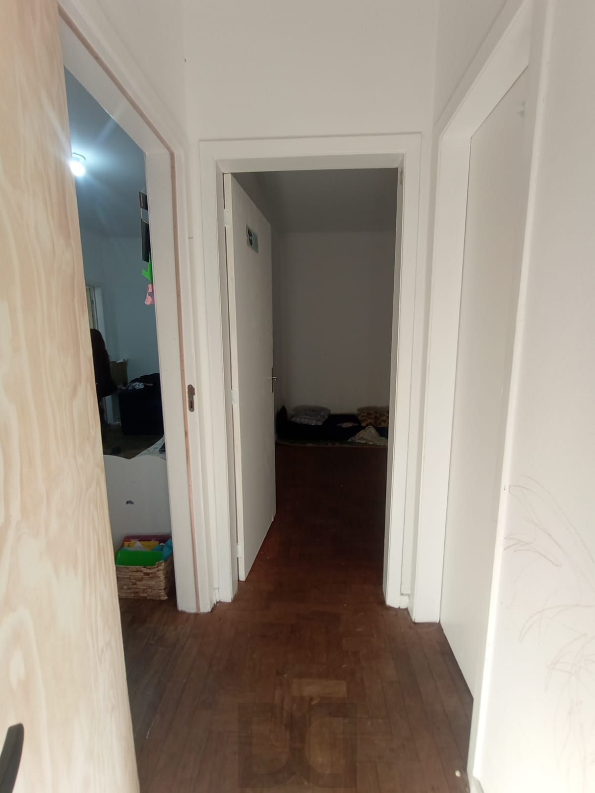 Apartamento térreo com pátio e suíte para alugar na Cidade Baixa, Porto Alegre — foto 9