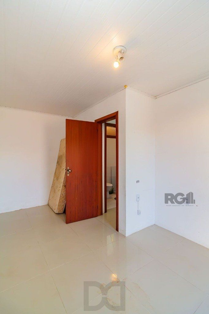 Casa de 4 dormitórios no bairro Belém Novo — foto 31