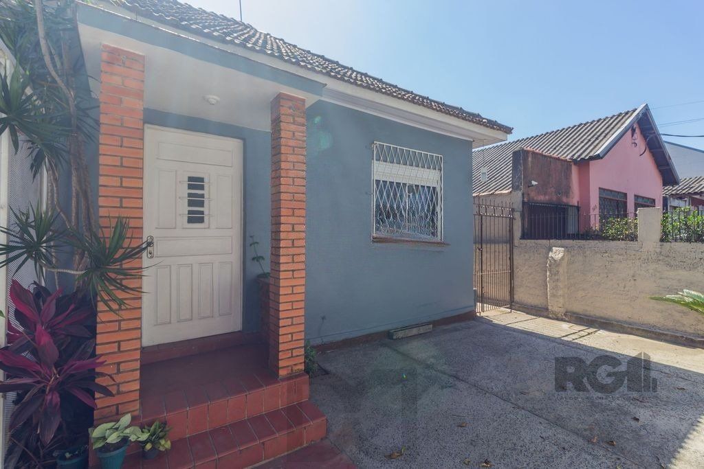 Casa de 5 dormitórios no bairro Sarandi — foto 48