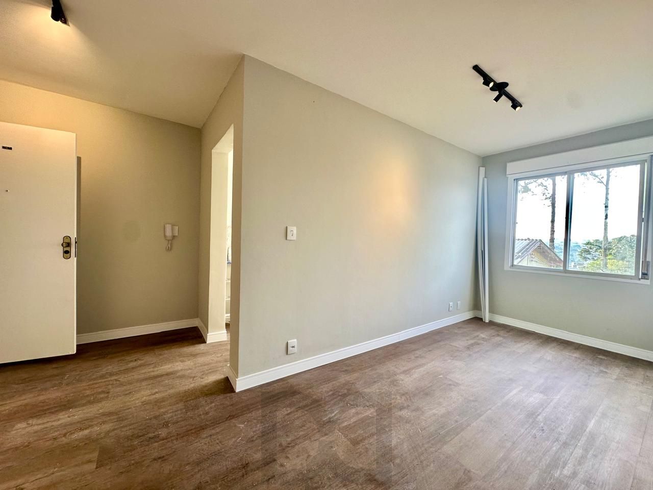 Apartamento totalmente reformado para Venda - 39.37m², 1 dormitório, Nonoai — foto 1