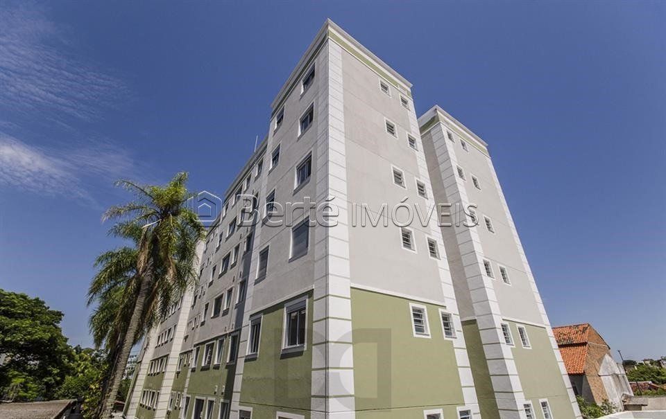 Apartamento garden espaçoso com 03 quartos e suite no Bairro cristal/ Porto Alegre. — foto 1