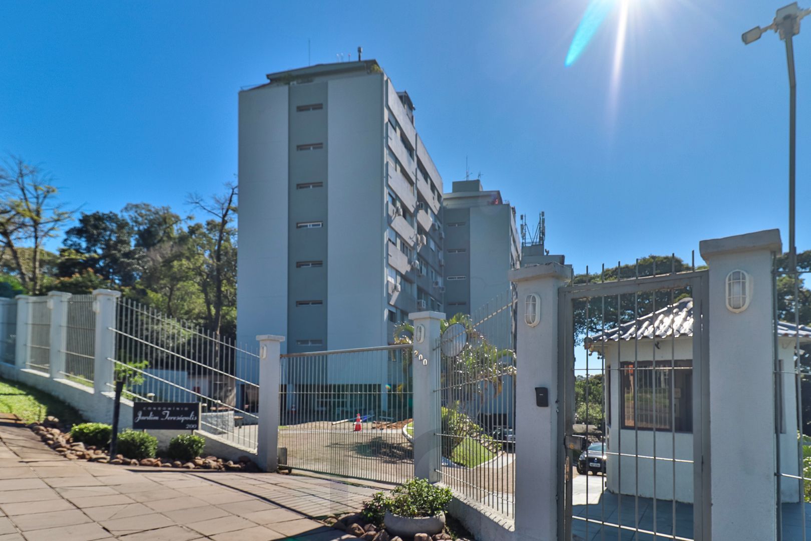 Apartamento para venda de 3 dormitórios, no bairro Teresópolis em Porto Alegre/RS. — foto 49