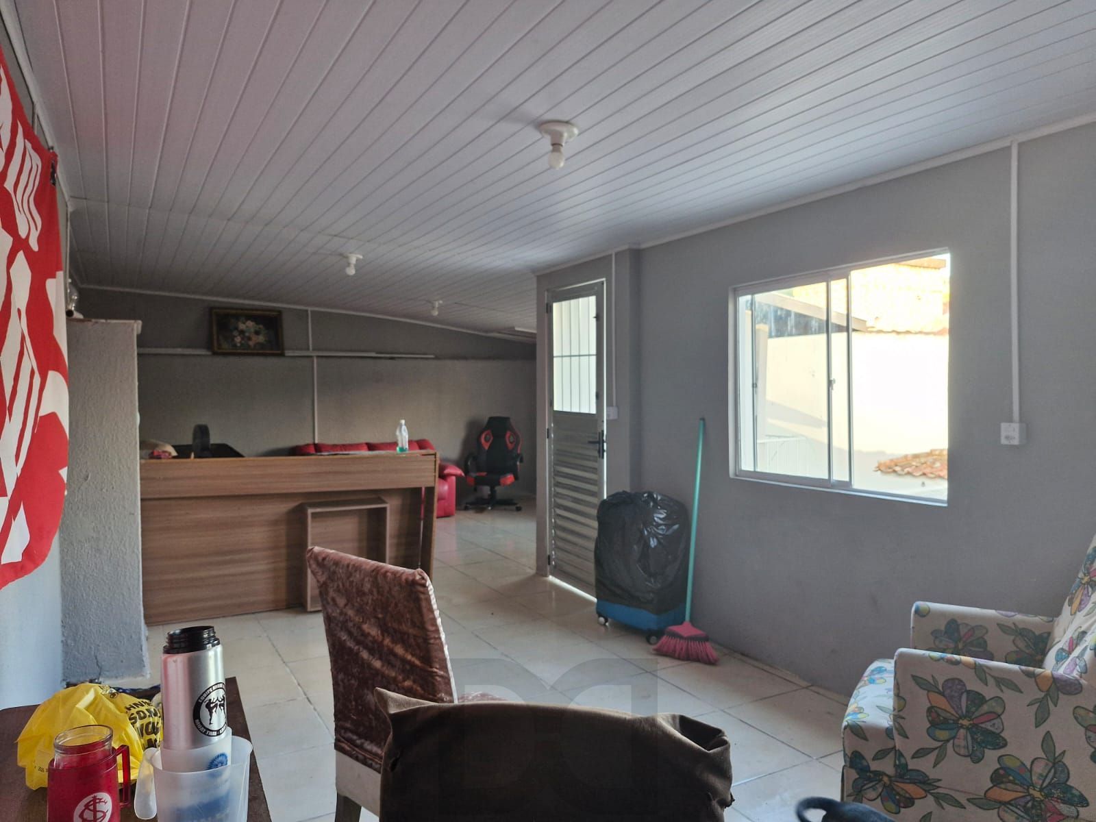 Casa com 3 dormitórios e edícula nos fundos no bairro Nonoai. — foto 23