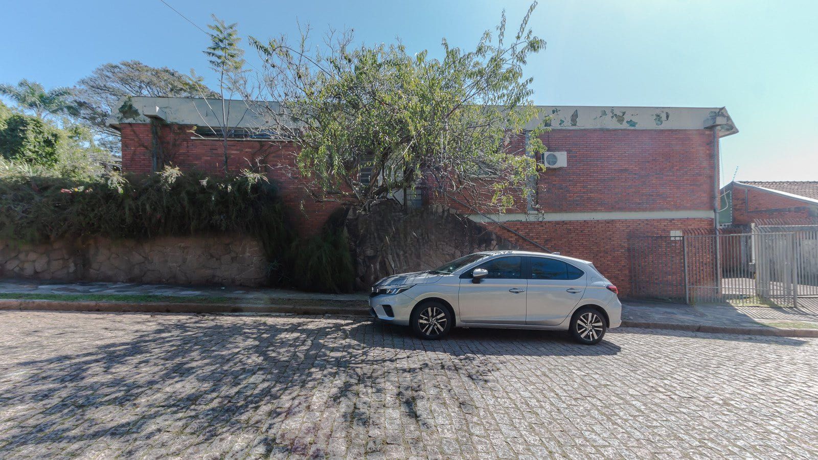 Casa com 3 dormitórios com 279.5m², no bairro Três Figueiras — foto 8