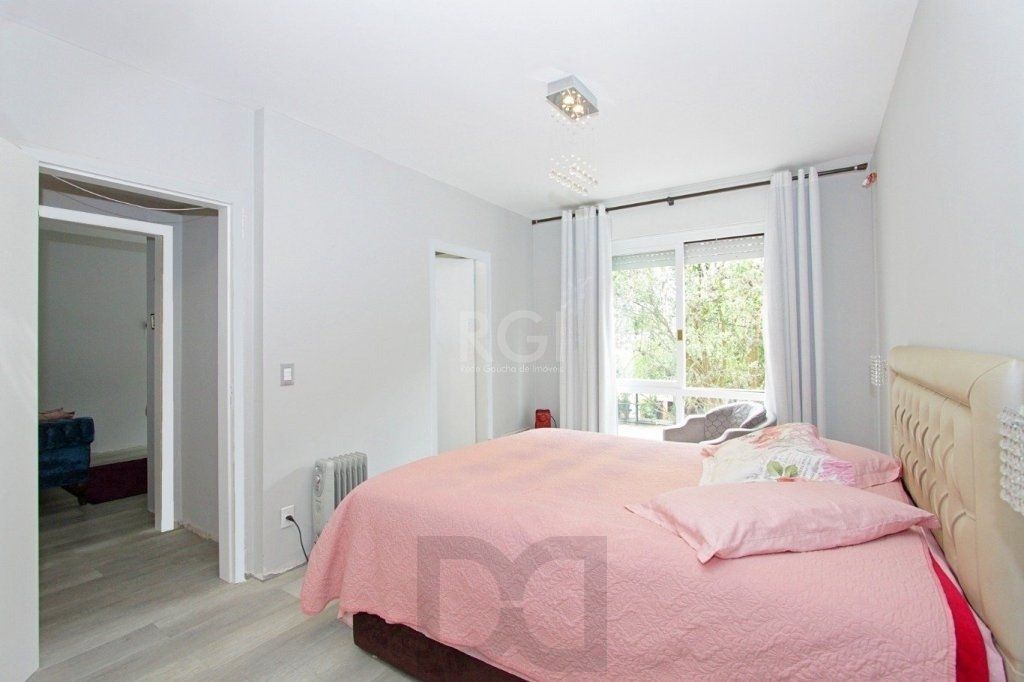 Apartamento 123m² - 3 dormitórios, 1 suíte e 1 vaga de garagem no bairro Petrópolis — foto 6