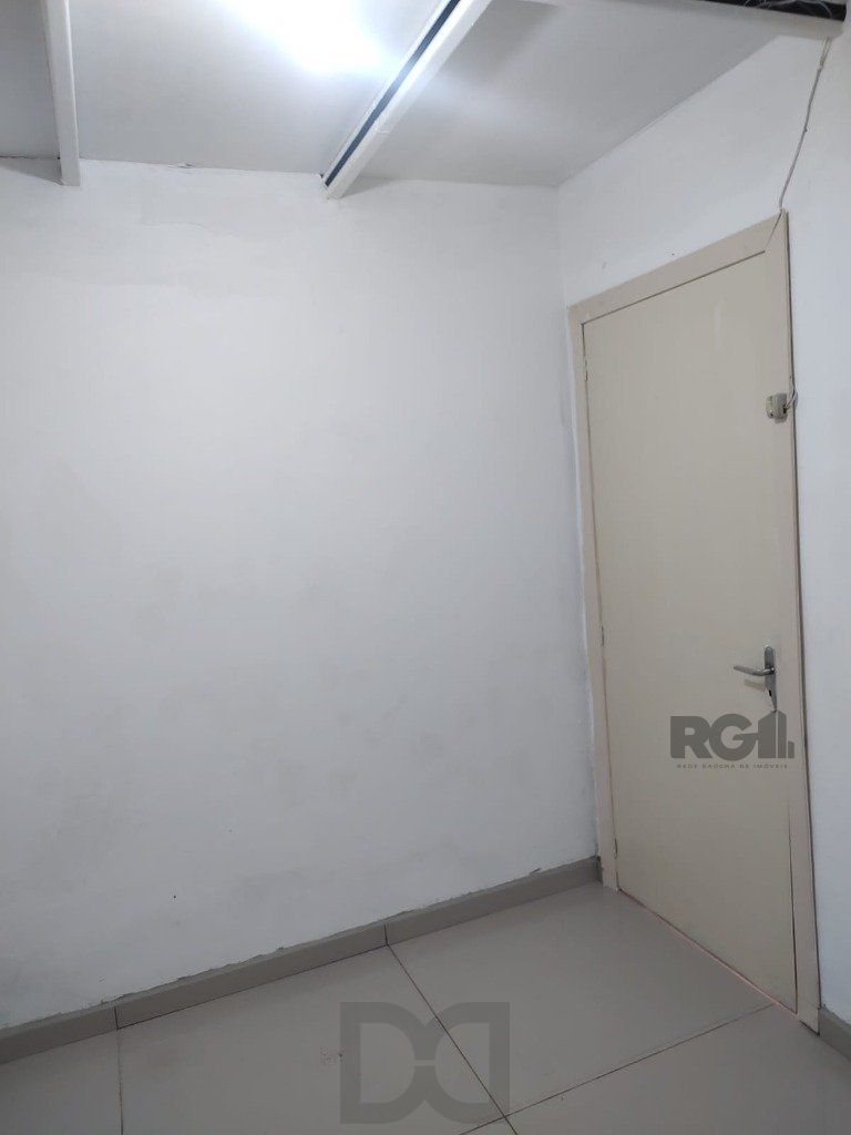 Loja para Venda - 60m², 0 dormitórios, 3 vagas - Petrópolis — foto 43