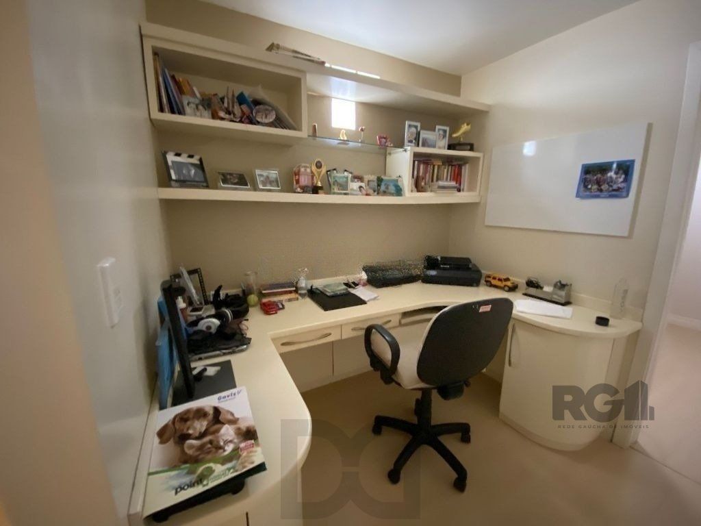Casa de 5 dormitórios, bairro Jardim Floresta — foto 12
