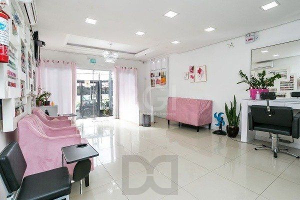 Prédio comercial no Bairro Partenon — foto 2