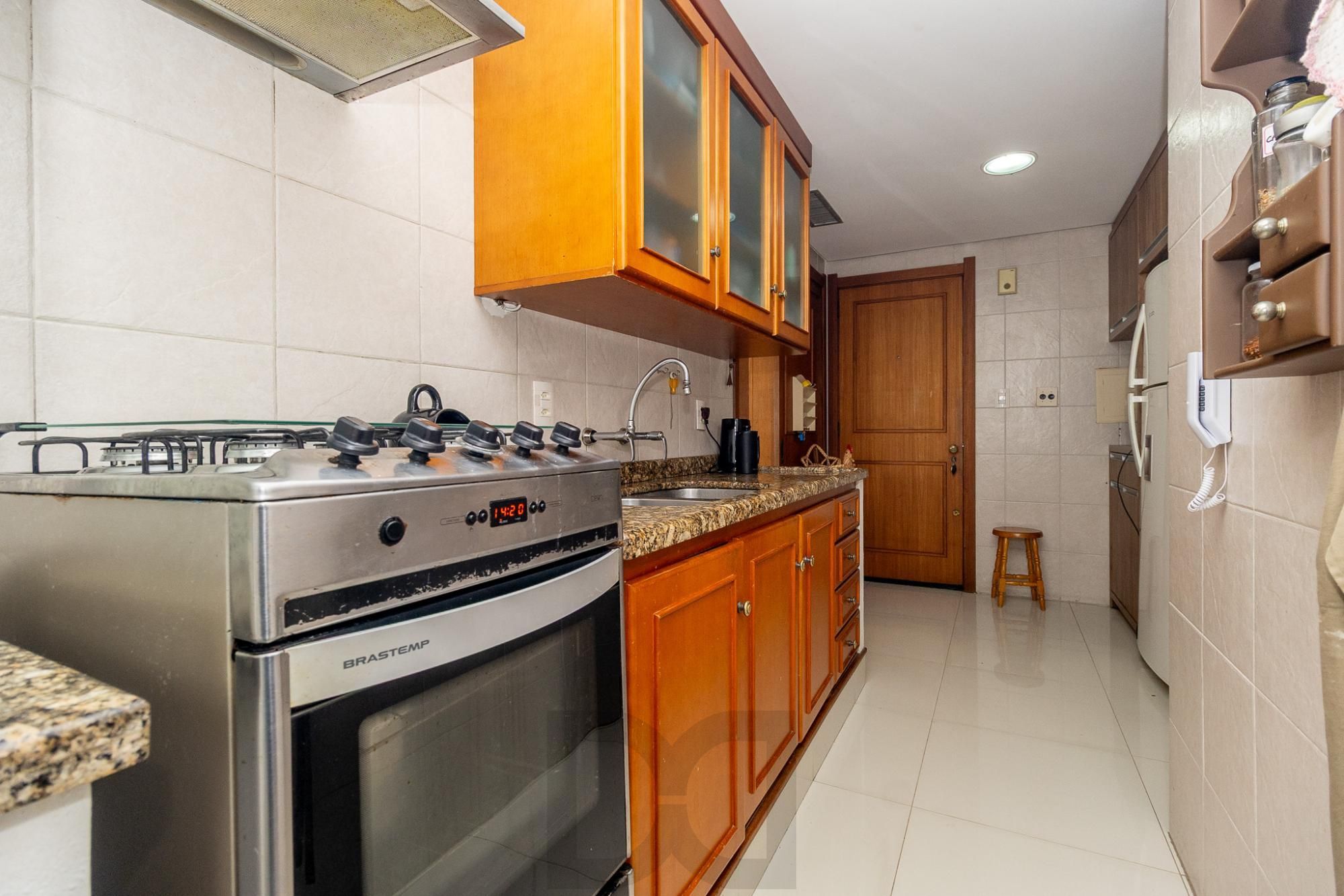 Cobertura com 3 dorm e suíte, Higienópolis, Porto Alegre/RS — foto 10