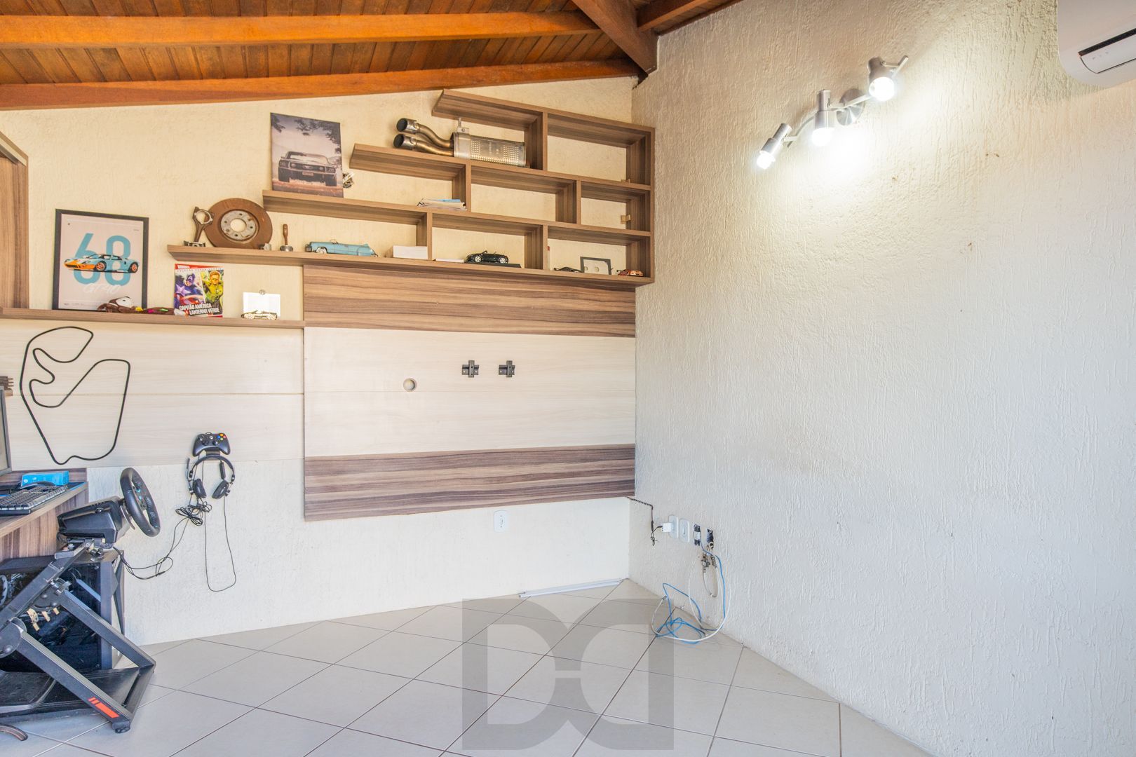 Casa em condomínio de 105m² - 2 dormitórios e 1 vaga no bairro Guarujá — foto 27