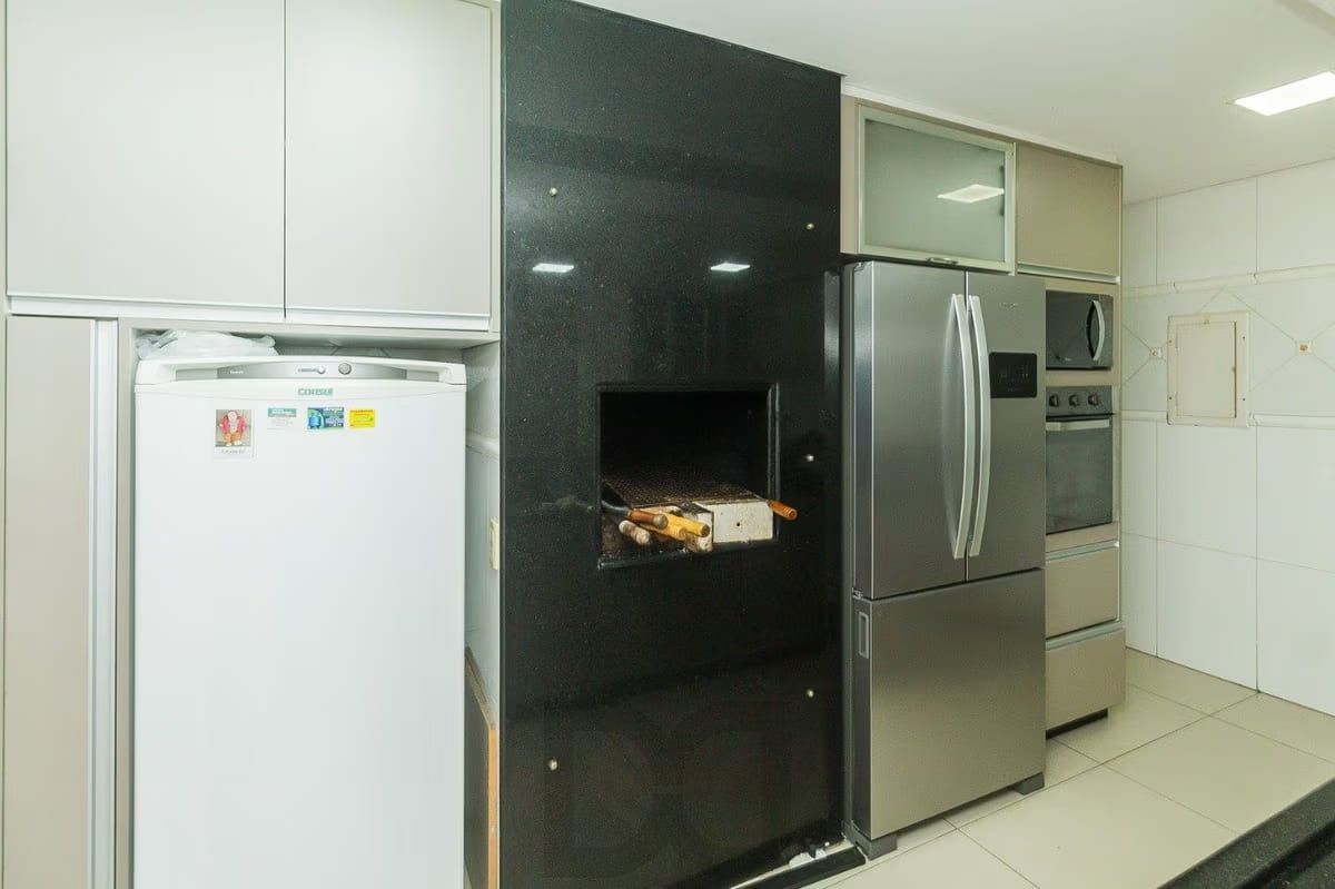 Casa com 5 dormitórios à venda em Parque Santa Fé, Porto Alegre. — foto 11
