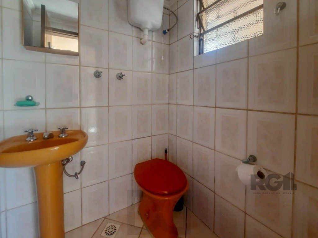 Excelente casa de 240m² com 4 dormitórios e 2 vagas. — foto 29
