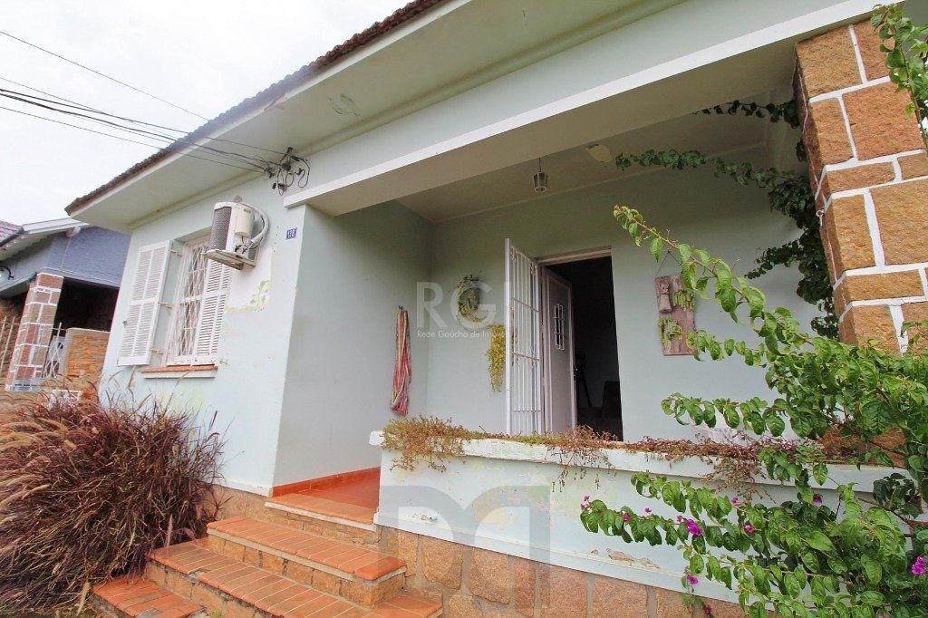 Casa para Venda - 264m², 3 dormitórios, 2 vagas - Santa Tereza — foto 1