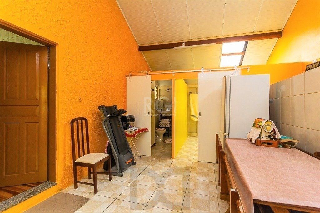 Casa para Venda - 148m², 2 dormitórios, 1 vaga - Partenon — foto 19