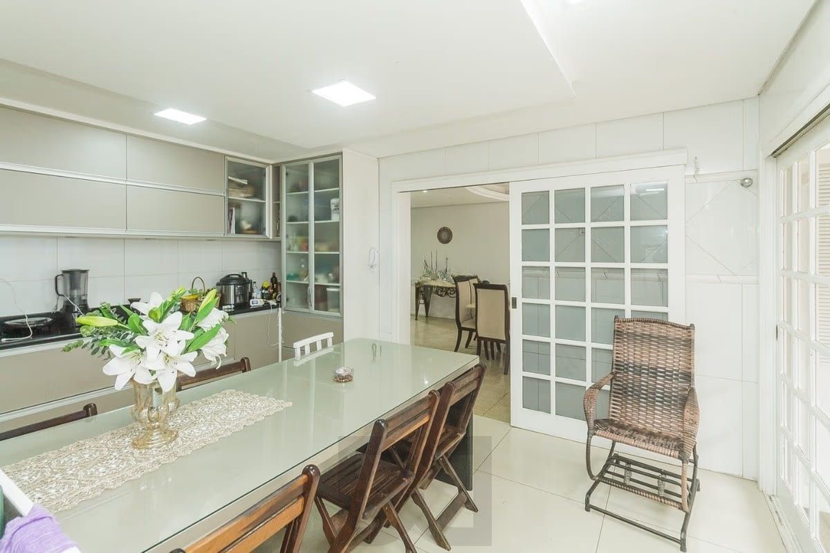 Casa com 5 dormitórios à venda em Parque Santa Fé, Porto Alegre. — foto 10