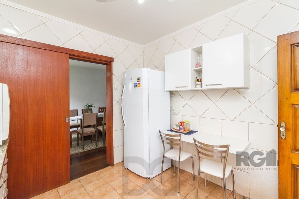 Casa 4 dormitórios no bairro Aberta dos Morros — foto 20
