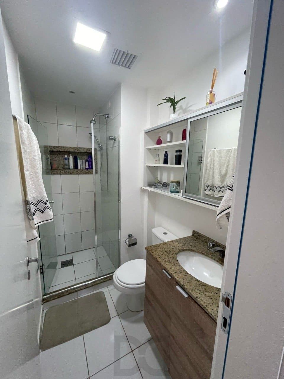 Apartamento de 2 dormitórios à venda em São Geraldo, Porto Alegre. — foto 10
