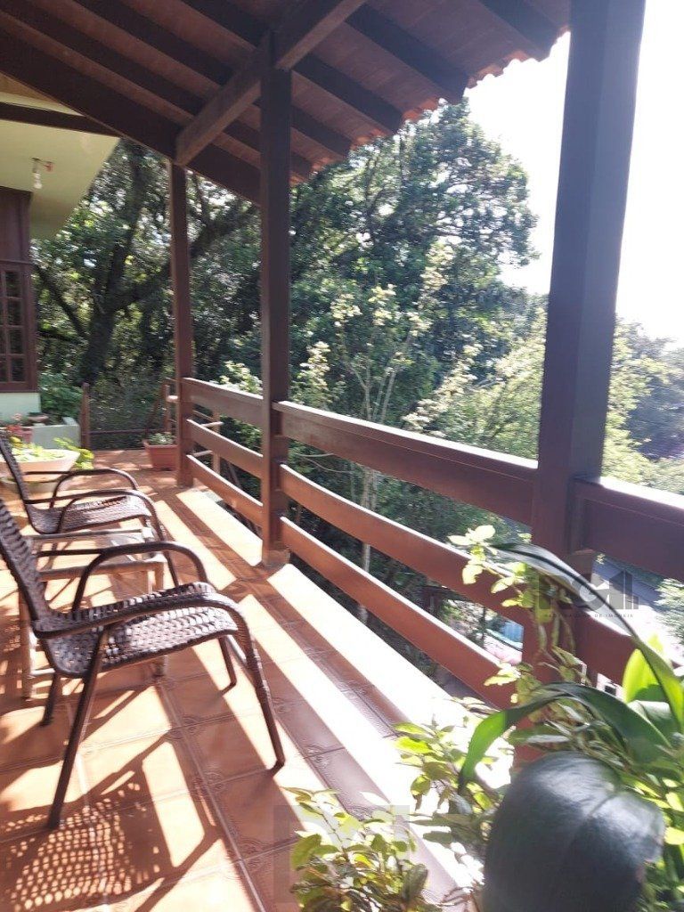 Casa 4 Dormitórios, piscina, bairro Teresópolis — foto 20