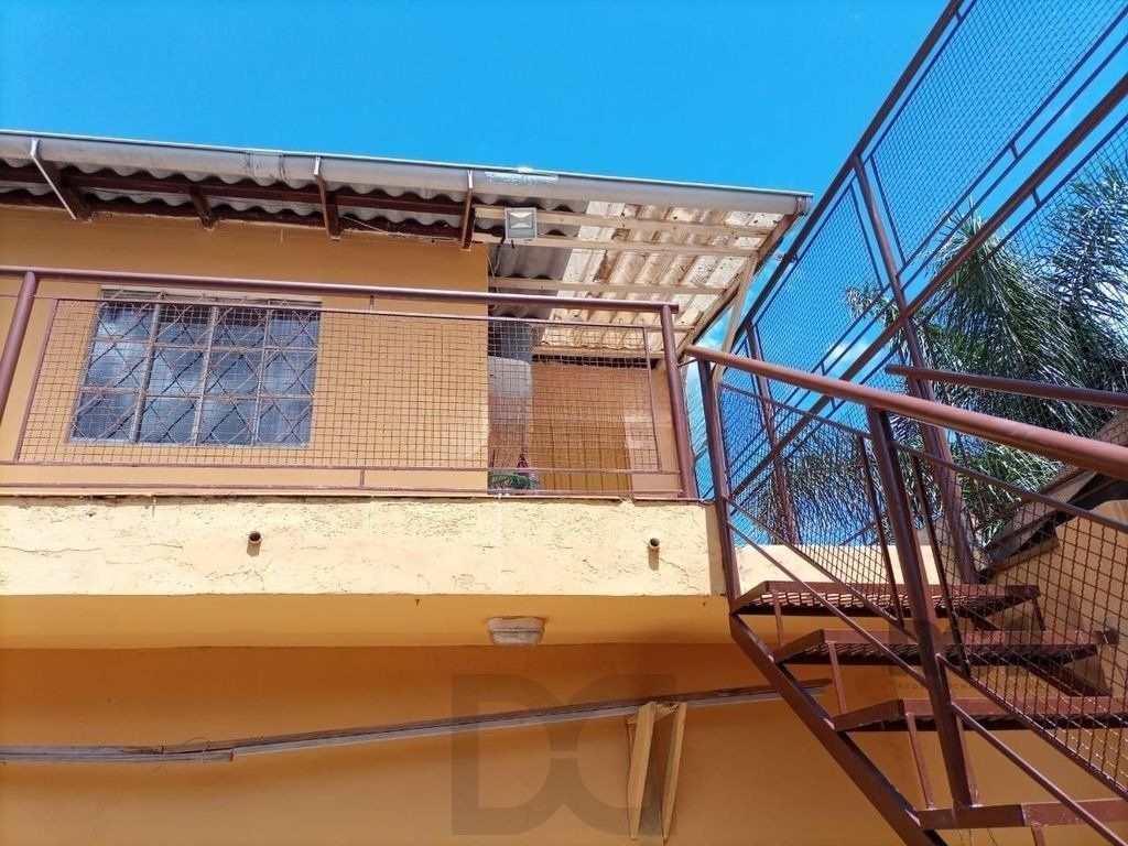 Casa 4 dormitórios no bairro Vila Ipiranga — foto 17