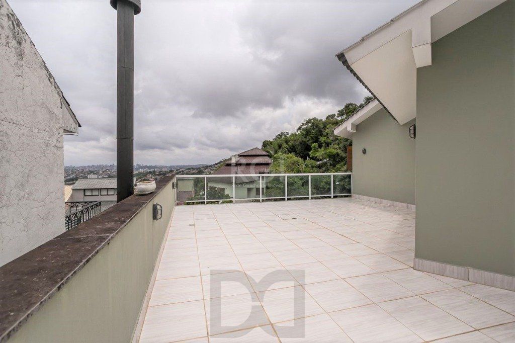 Casa para Venda - 279m², 3 dormitórios, sendo 1 suites, 4 vagas - Teresópolis — foto 26