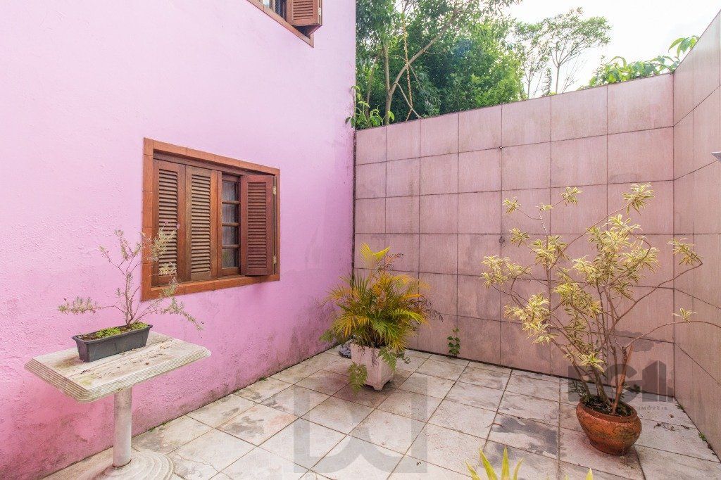 Casa com 3 dormitórios e 3 vagas no bairro Santa Tereza — foto 44