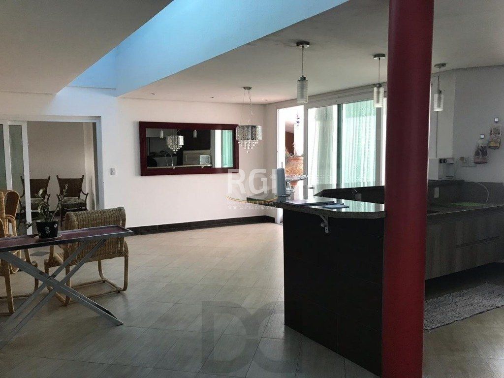 Casa para Venda - 319.25m², 6 dormitórios, sendo 4 suites, 3 vagas - Jardim Floresta — foto 19