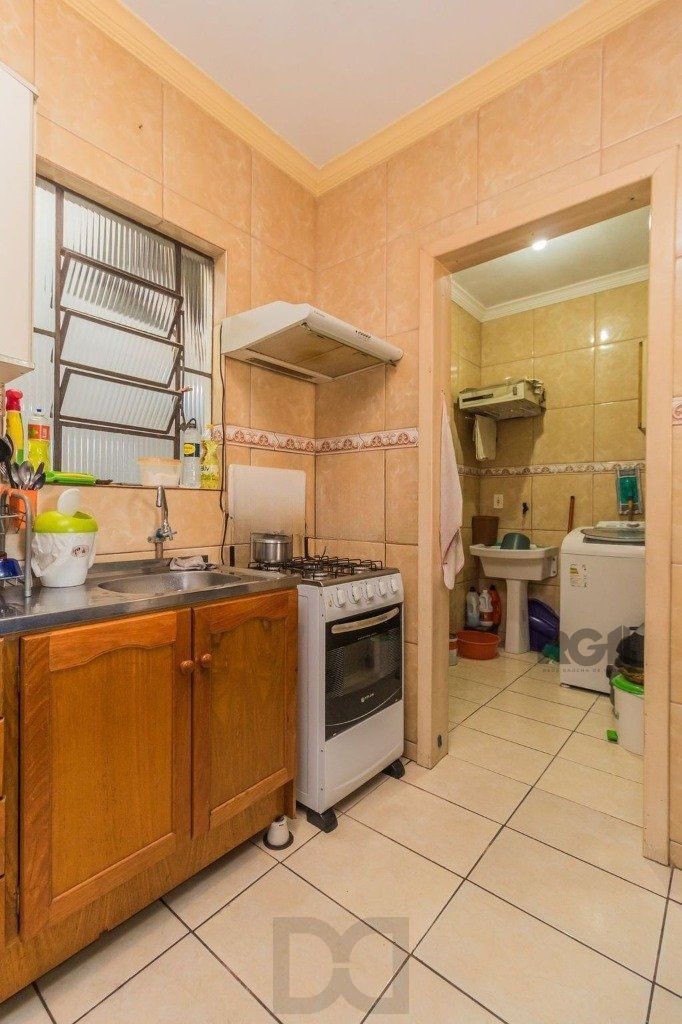 Casa com 4 dormitórios no bairro Santa Maria Goretti — foto 11