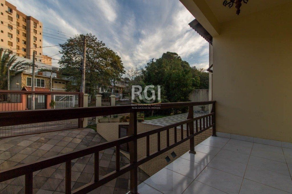 Sobrado para Venda - 499.98m², 4 dormitórios, sendo 3 suites, 4 vagas - Jardim Ipiranga — foto 9