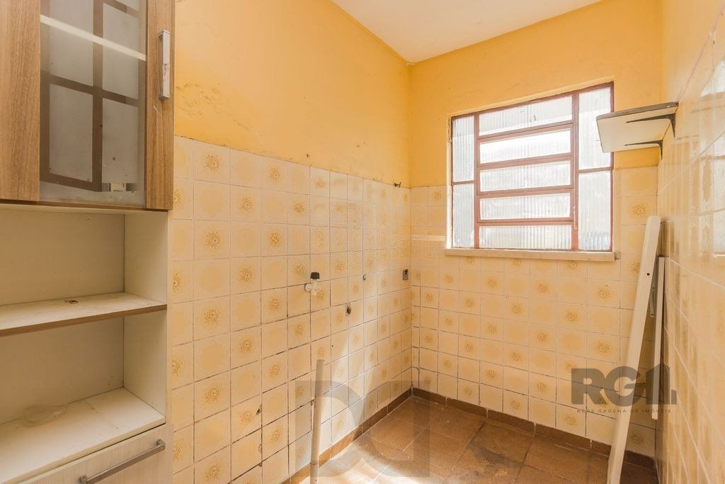 Casa de 5 dormitórios no bairro Sarandi — foto 35