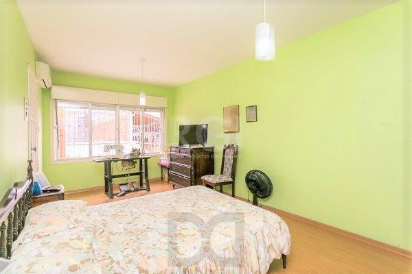 Casa para Venda - 238.35m², 4 dormitórios, sendo 1 suites, 2 vagas - Nonoai — foto 12