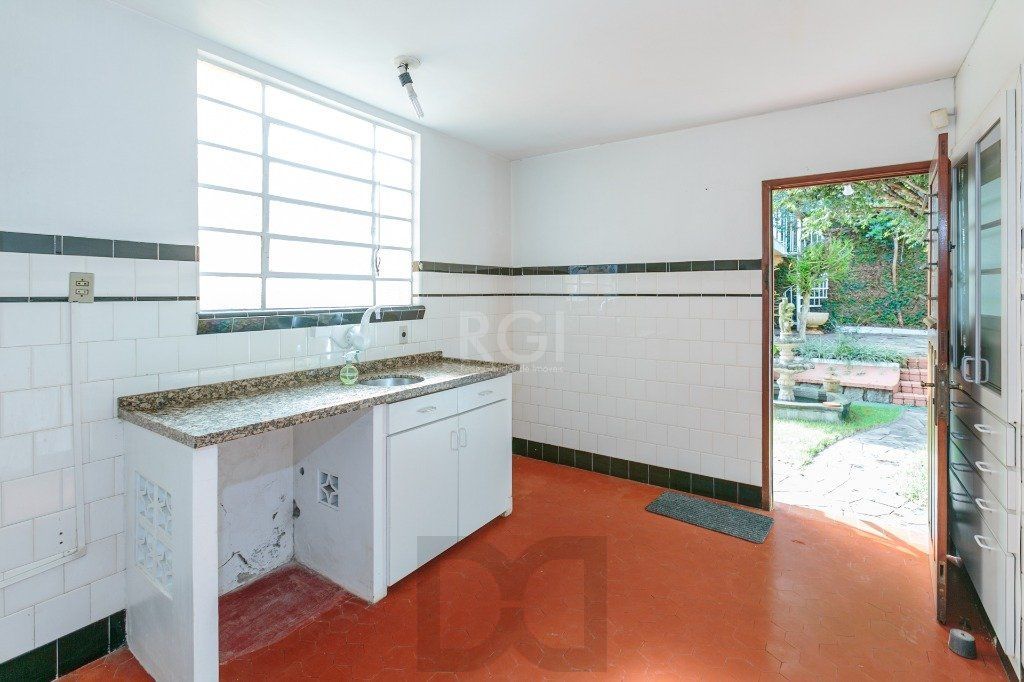 Casa 3 Dormitório(s) Bairro Teresópolis — foto 35