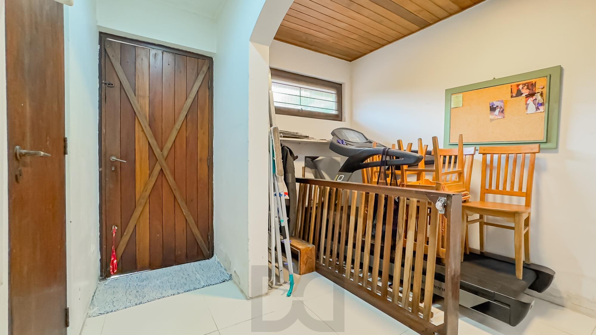 Casa com 3 quartos e 313m² à venda em Chácara das Pedras, Porto Alegre. Rua Joao Paetzel, Chácara Das Pedras, Porto Alegre — foto 25
