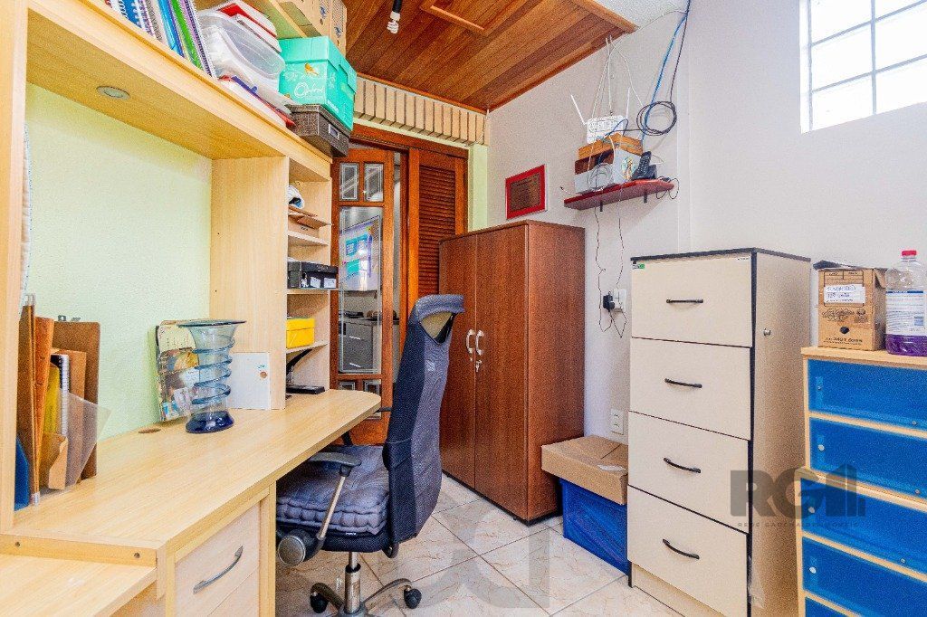 Casa de 4 dormitórios 304m² no bairro Jardim Lindóia — foto 59
