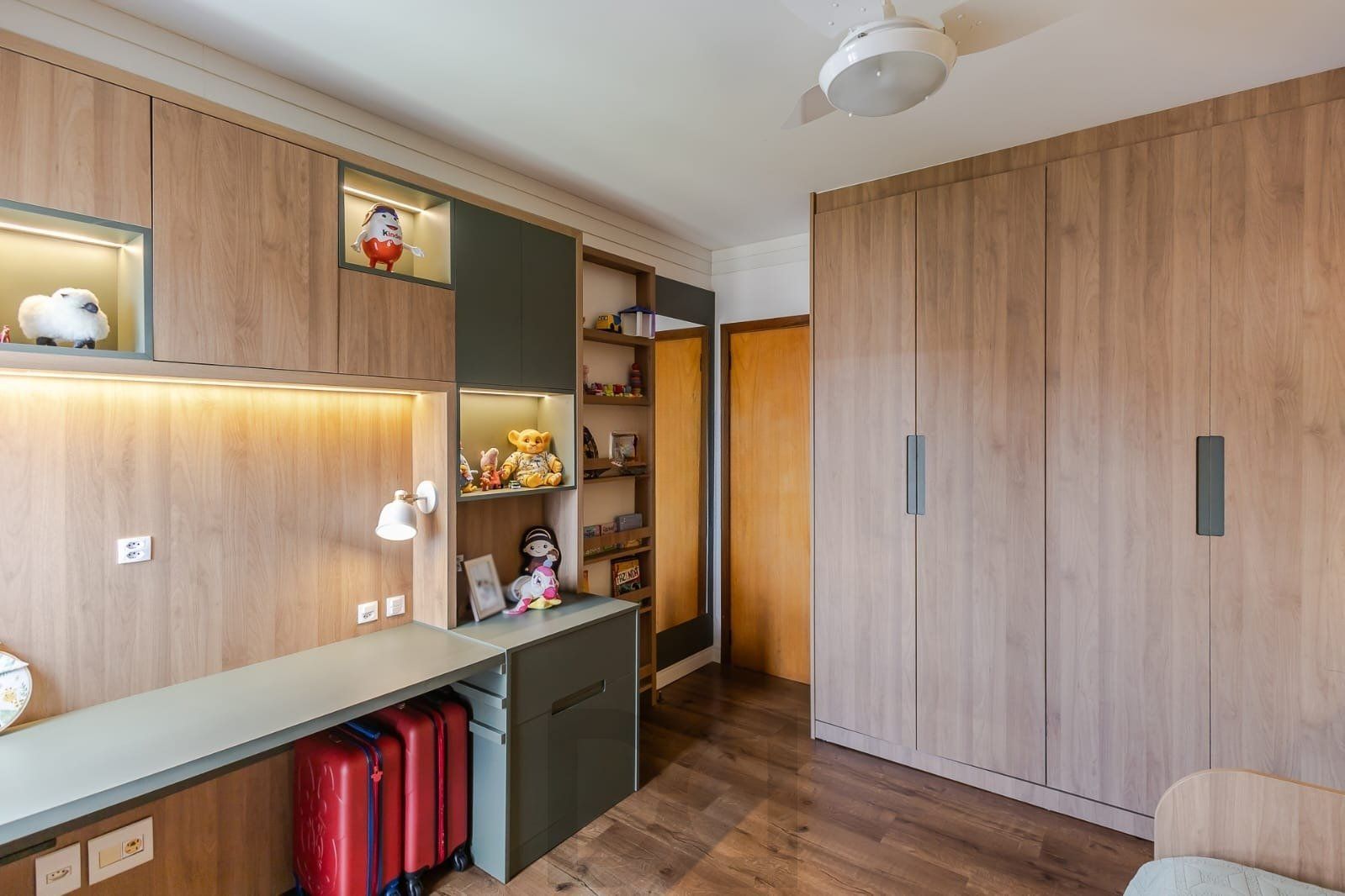 Casa em Condomínio com 3 quartos, 3 vagas e 184m² para vender por R$ 1.180.000 Rua Adriano Pereira Da Silva - Vila Nova, Porto Alegre — foto 22