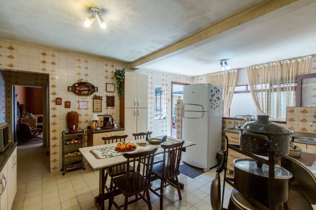 Casa de 3 dormitórios no bairro Santa Cecília — foto 8