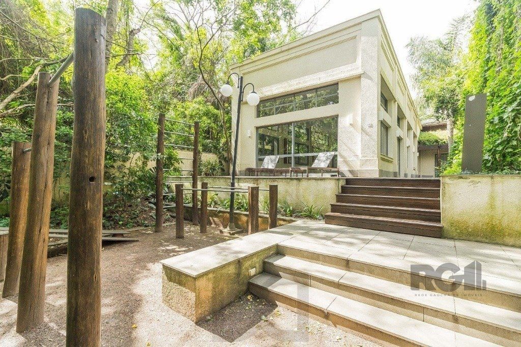 Apartamento de 1 Dormitório á Venda em Três Figueiras - Porto Alegre/RS — foto 36