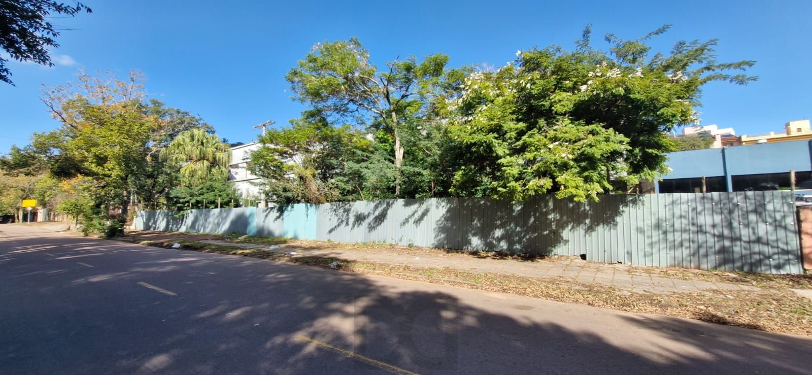 Terreno com 1.900 m² no bairro teresopólis — foto 2