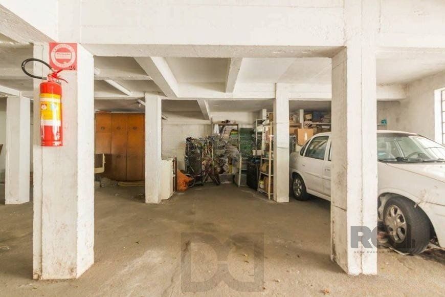 Apartamento 86m² - 3 dormitórios, 2 banheiros, 1 vaga no bairro Petrópolis — foto 16