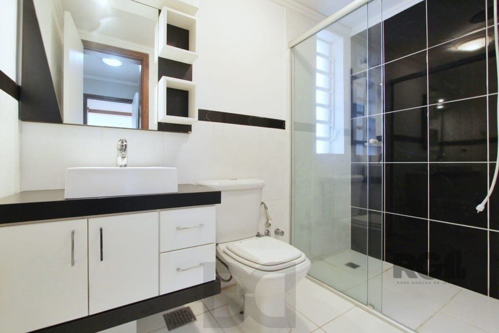 Excelente casa de 324m² com 4 dormitórios e 2 vagas. — foto 11