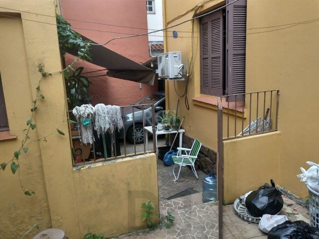Casa para Venda - 220m², 3 dormitórios, 4 vagas - Teresópolis — foto 5