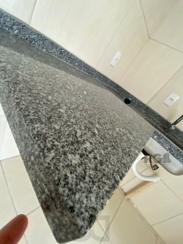 Apartamento novo, 2 dormitórios elevador e garagem — foto 5