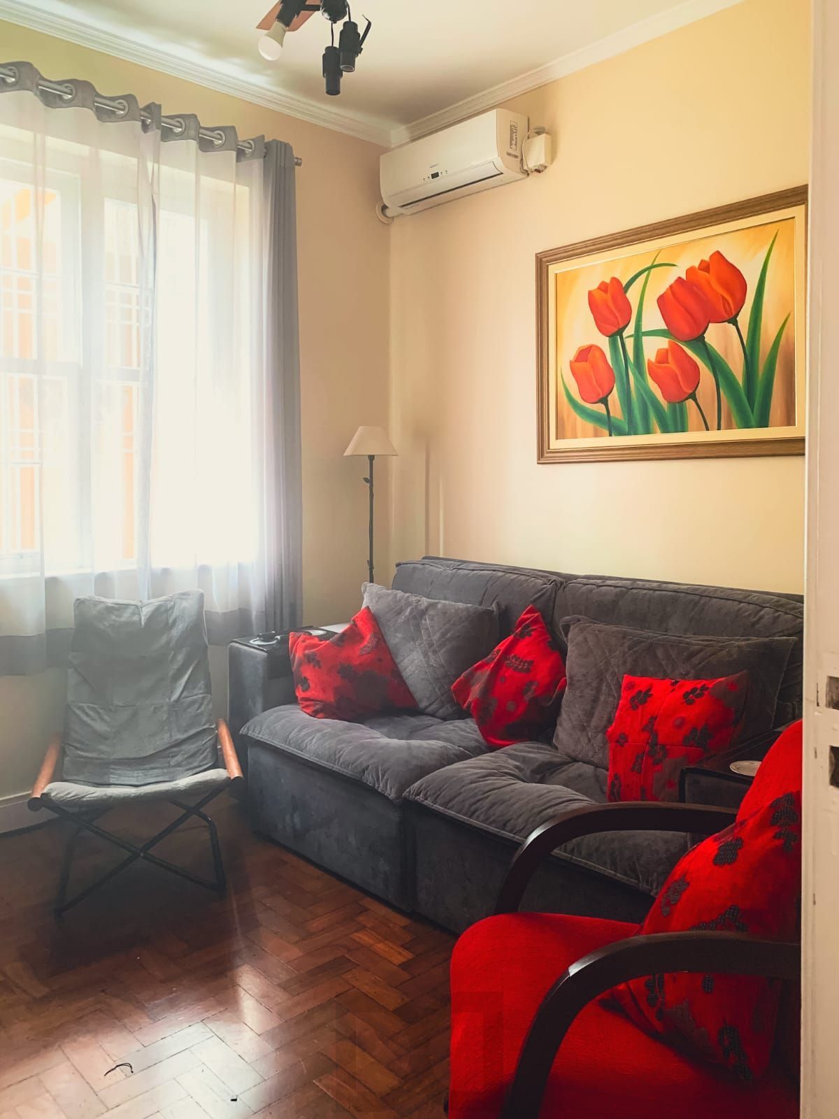 CASA RESIDENCIAL, REPAGINADA POR ARQUITETO COM MUITA ELEGÂNCIA E CONFORTO! — foto 15