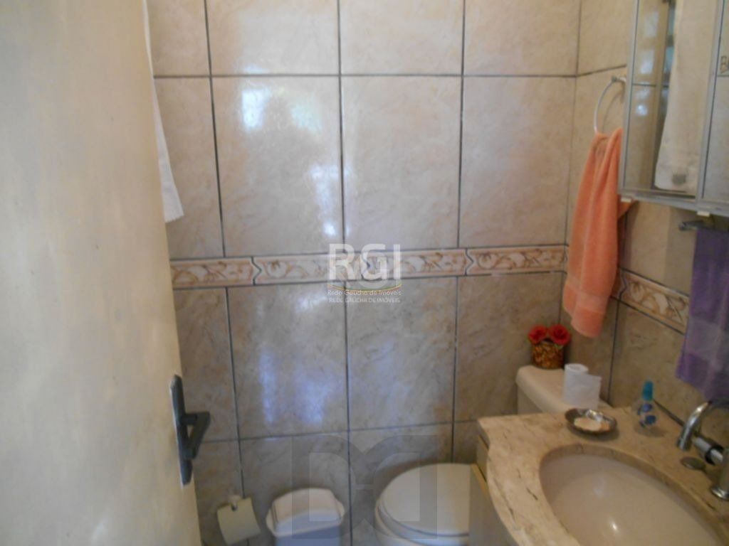 Casa para Venda - 185m², 4 dormitórios, sendo 2 suites, 4 vagas - Nonoai — foto 9