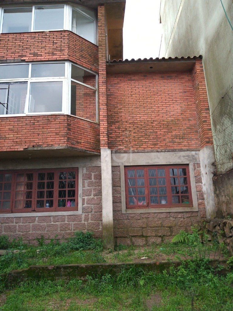 Casa para Venda - 256.87m², 3 dormitórios, sendo 1 suites, 2 vagas - Teresópolis — foto 14