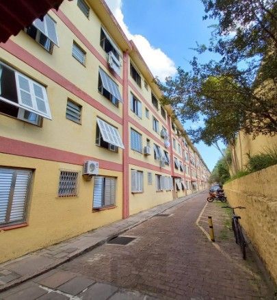 Apartamento de 3 dormitórios com vaga de garagem coberta e escriturada no bairro Partenon. — foto 22
