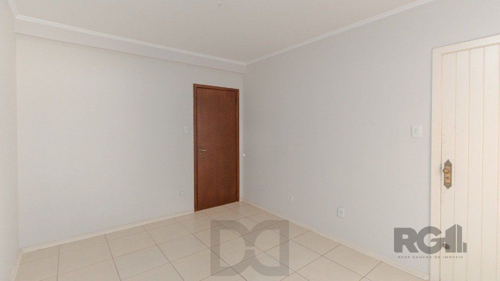 Casa com 4 dormitórios, 4 vagas no bairro Vila Jardim — foto 38