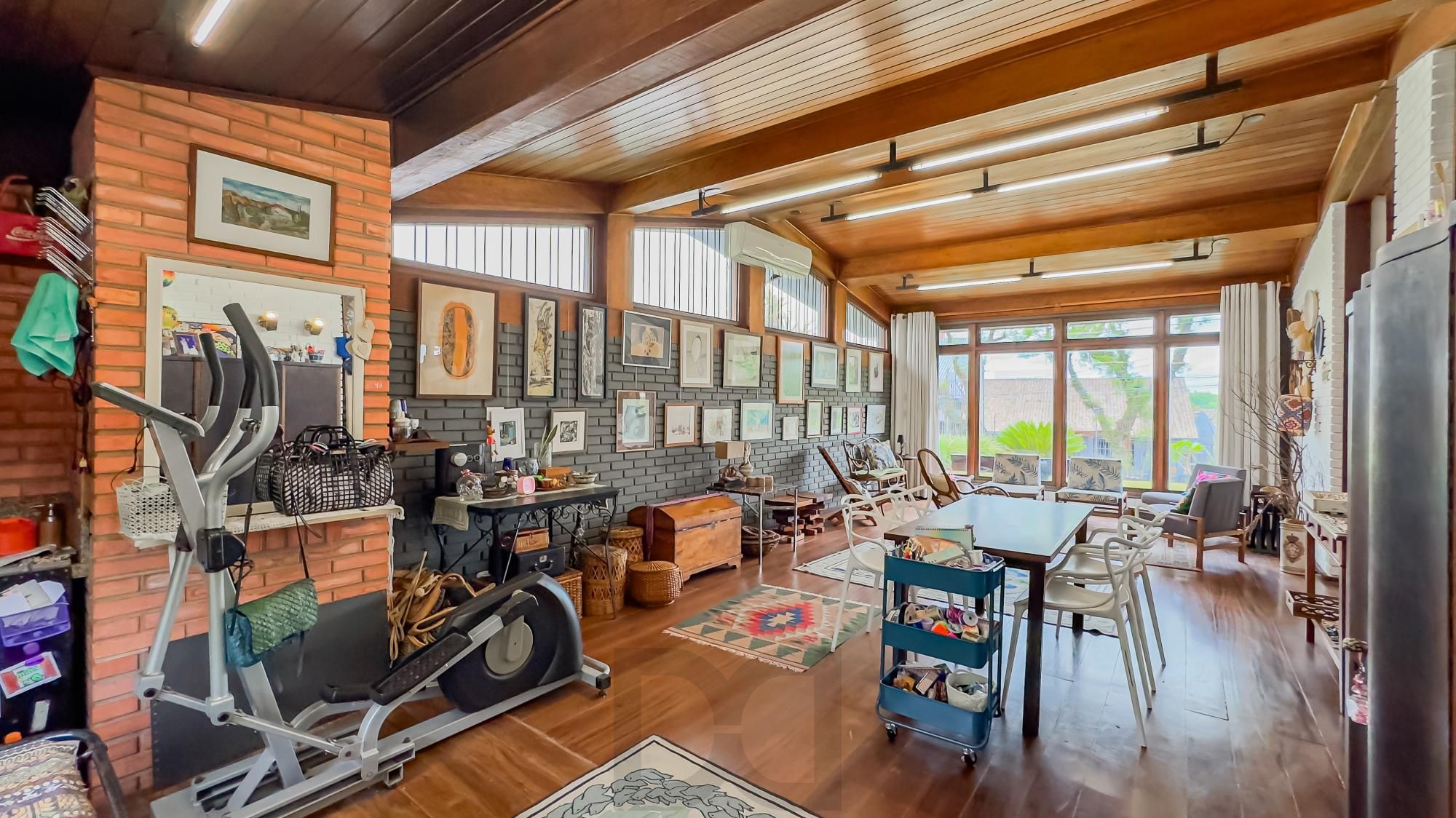 Casa com 3 quartos e 313m² à venda em Chácara das Pedras, Porto Alegre. Rua Joao Paetzel, Chácara Das Pedras, Porto Alegre — foto 31