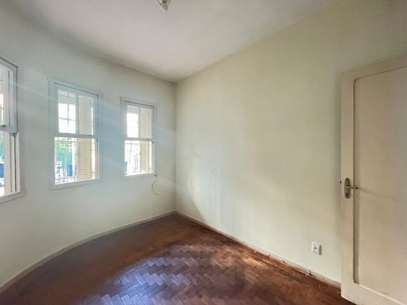 Casa 4 dormitórios no bairro Rio Branco em Porto Alegre para Alugar — foto 10